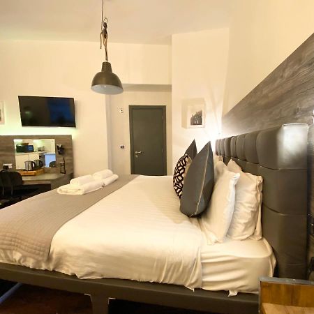Studio At The Coach House Apartments Leeds  Exteriör bild