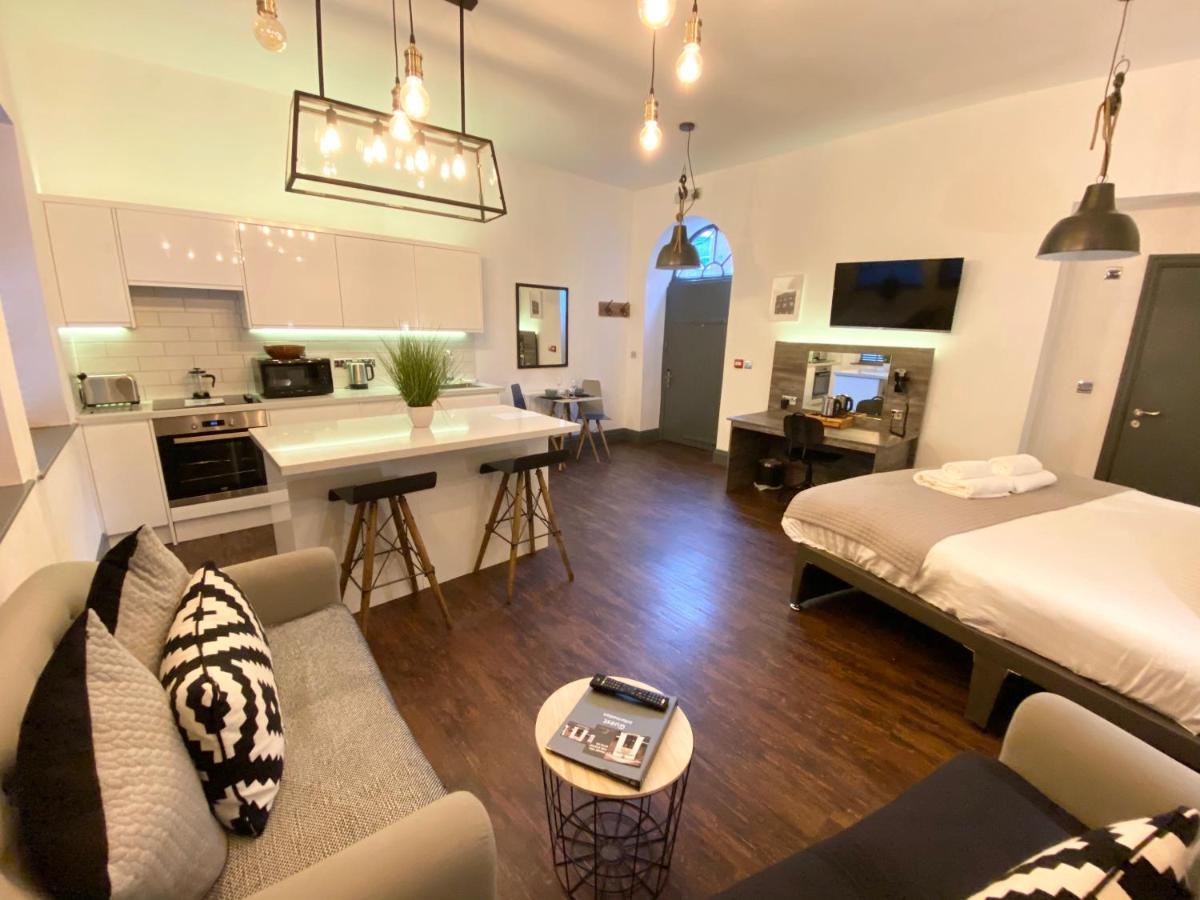 Studio At The Coach House Apartments Leeds  Exteriör bild